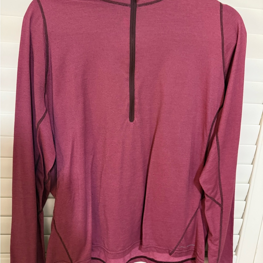 Columbia Burgundy Long Sleeve Top